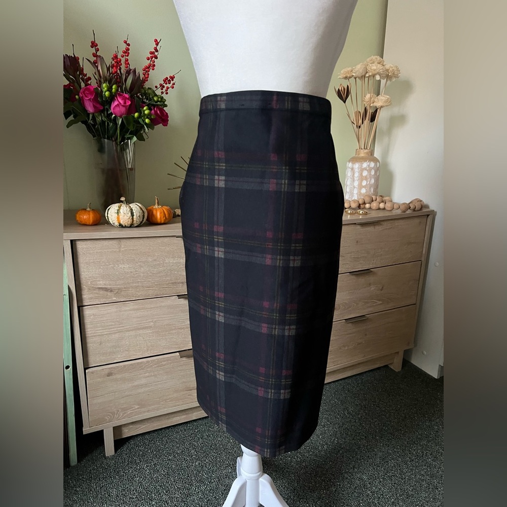 MAX STUDIO Dark Plaid Stretch Midi Knee-Length Pencil Modest High-Waist Skirt M - Picture 8 of 16